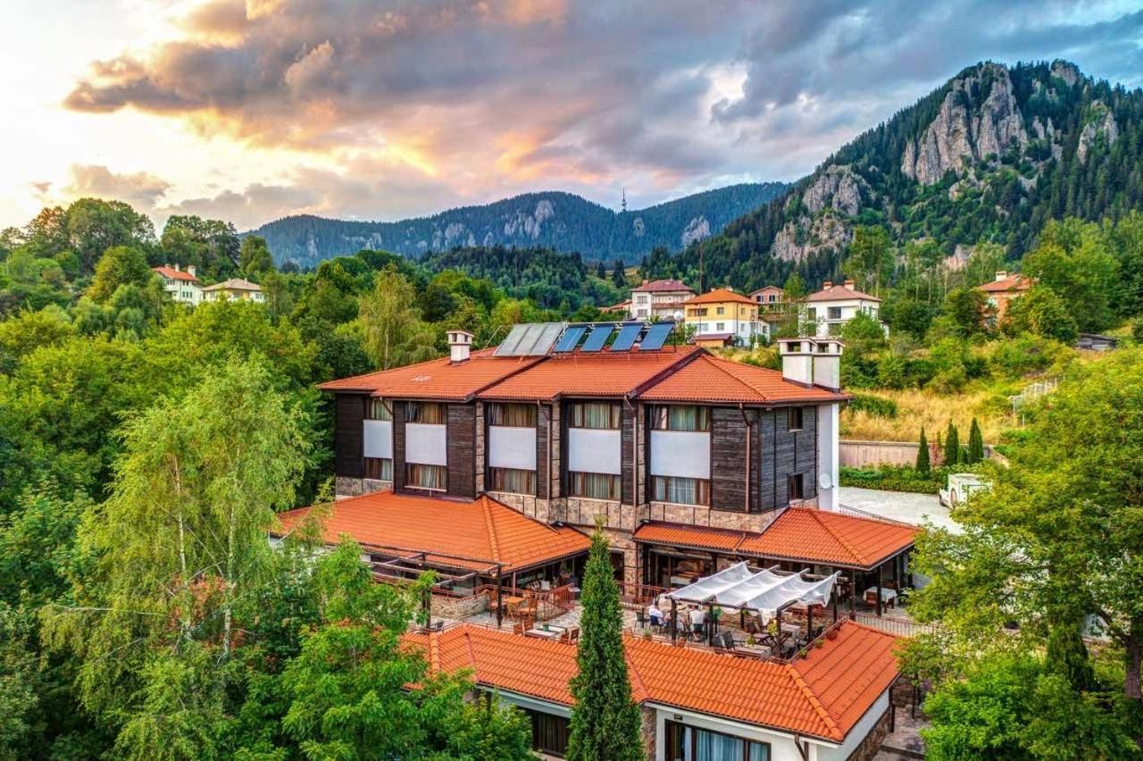 Hotel Smilen Smolyan Ngoại thất bức ảnh